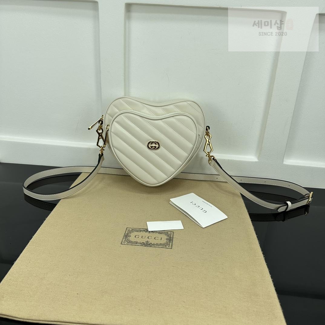 Gucci Gucci Interlocking GG Mini Heart Shoulder Bag 2번 이미지