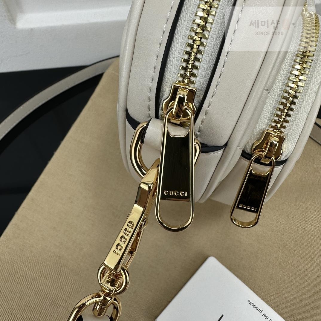 Gucci Gucci Interlocking GG Mini Heart Shoulder Bag 21번 이미지
