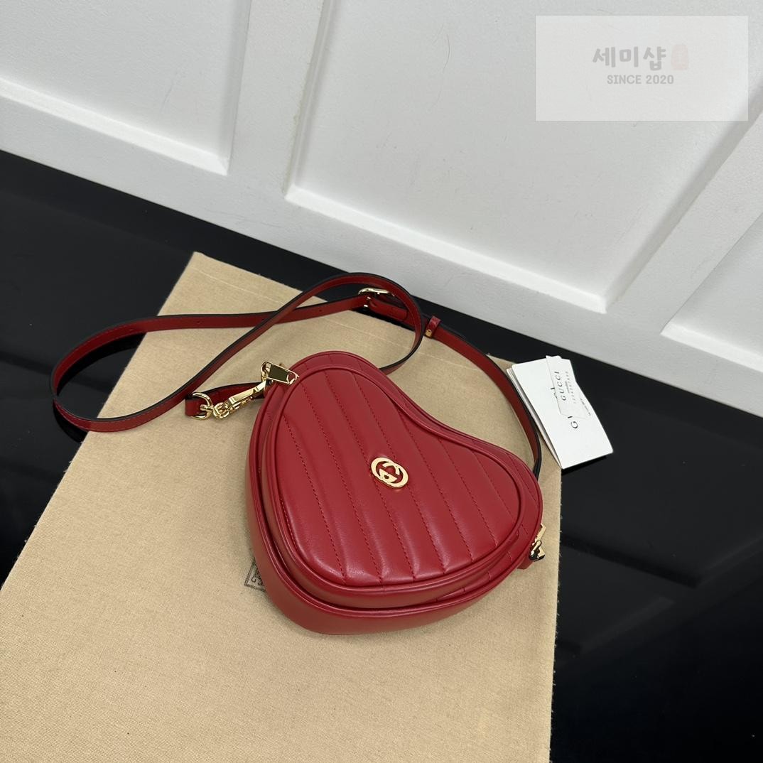 Gucci Gucci Interlocking GG Mini Heart Shoulder Bag 8번 이미지