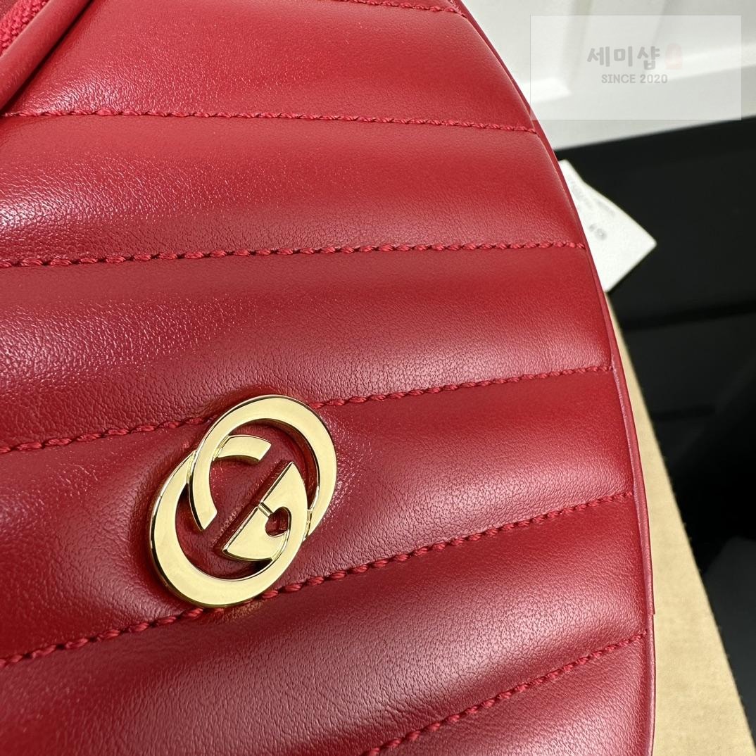Gucci Gucci Interlocking GG Mini Heart Shoulder Bag 9번 이미지