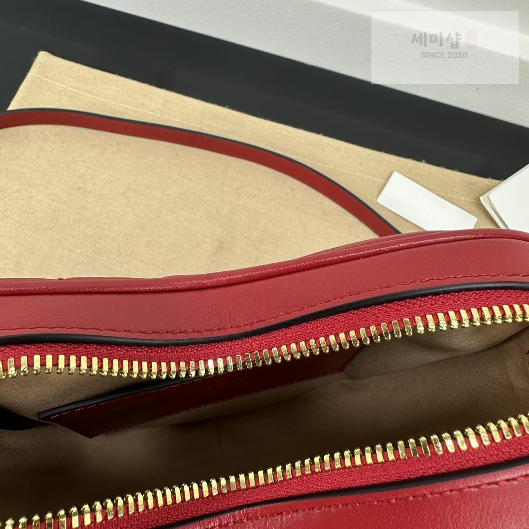 Gucci Gucci Interlocking GG Mini Heart Shoulder Bag 10번 이미지