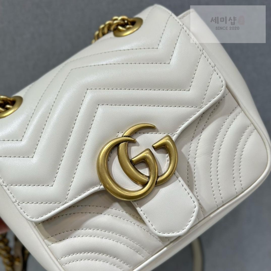 Gucci Gucci Marmont Matelasse Mini Bag 4번 이미지
