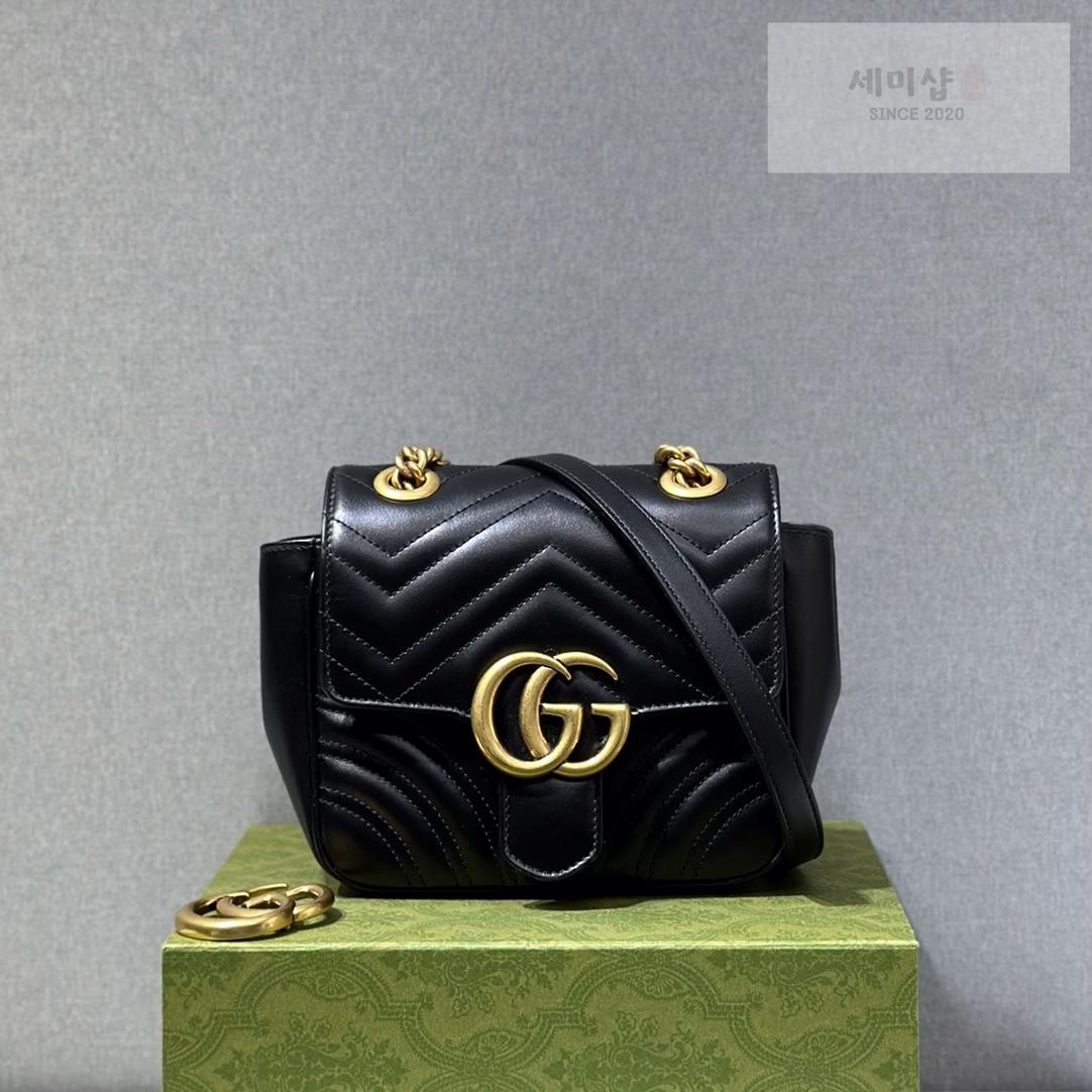 Gucci Gucci Marmont Matelasse Mini Bag 15번 이미지
