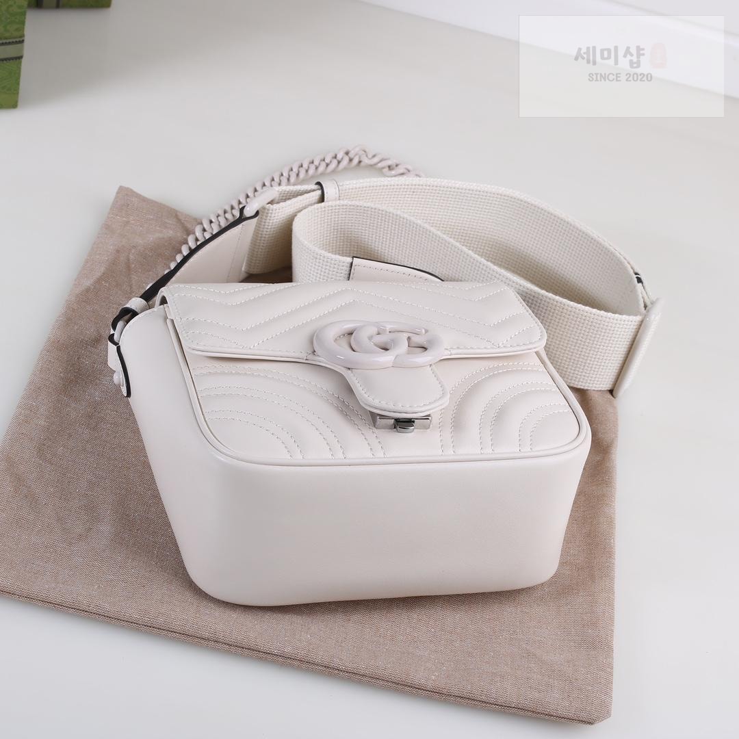 Gucci Gucci Matelasse Shoulder Bag 4번 이미지