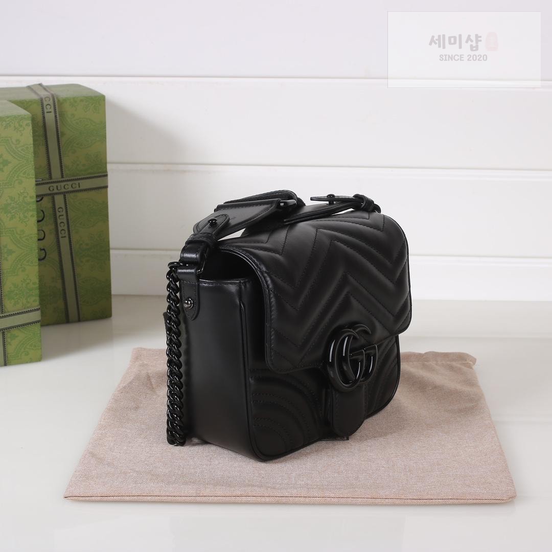 Gucci Gucci Matelasse Shoulder Bag 16번 이미지