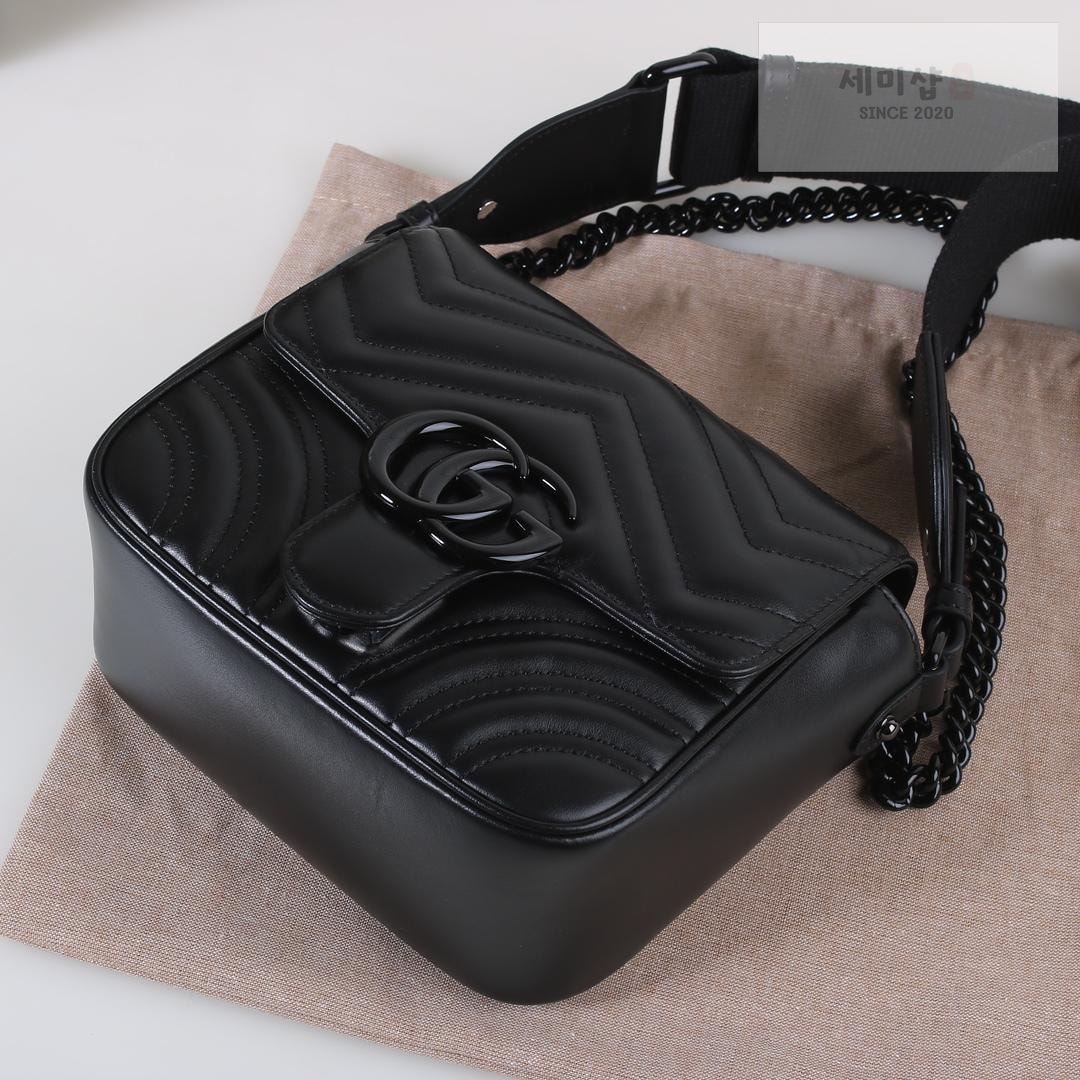 Gucci Gucci Matelasse Shoulder Bag 19번 이미지