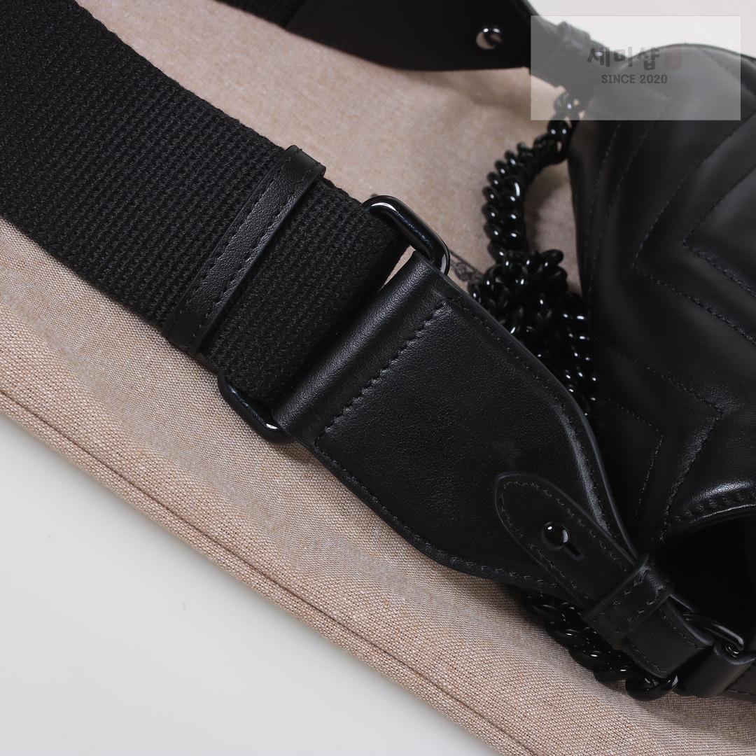 Gucci Gucci Matelasse Shoulder Bag 20번 이미지