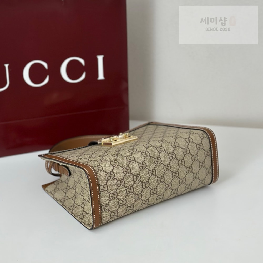 Gucci Gucci Padlock Medium Top Handle Bag 3번 이미지