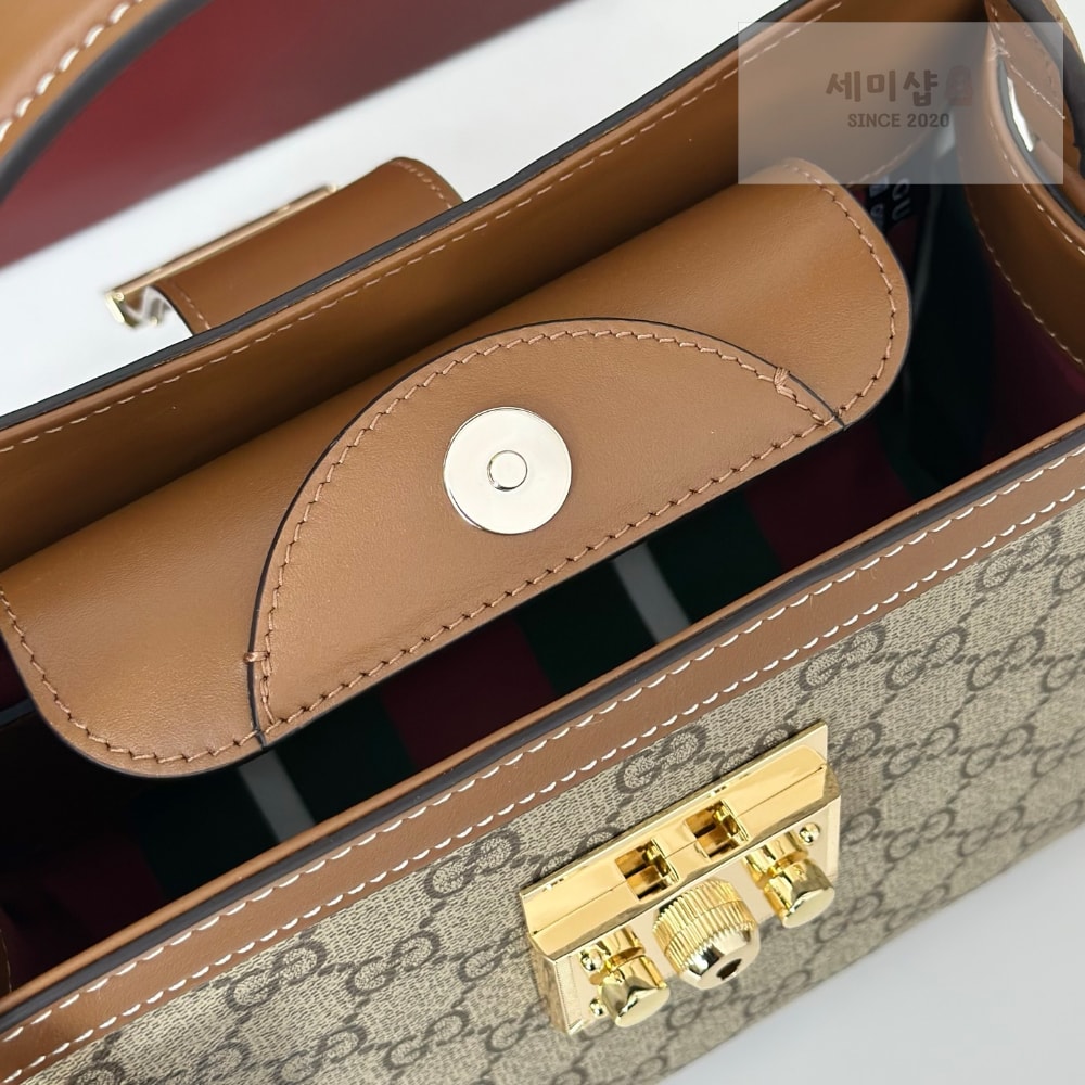 Gucci Gucci Padlock Medium Top Handle Bag 7번 이미지