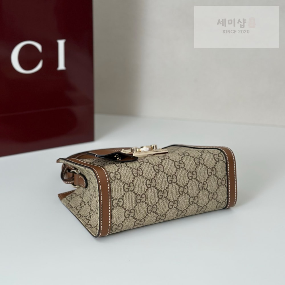 Gucci Gucci Padlock Small Top Handle Bag 8번 이미지