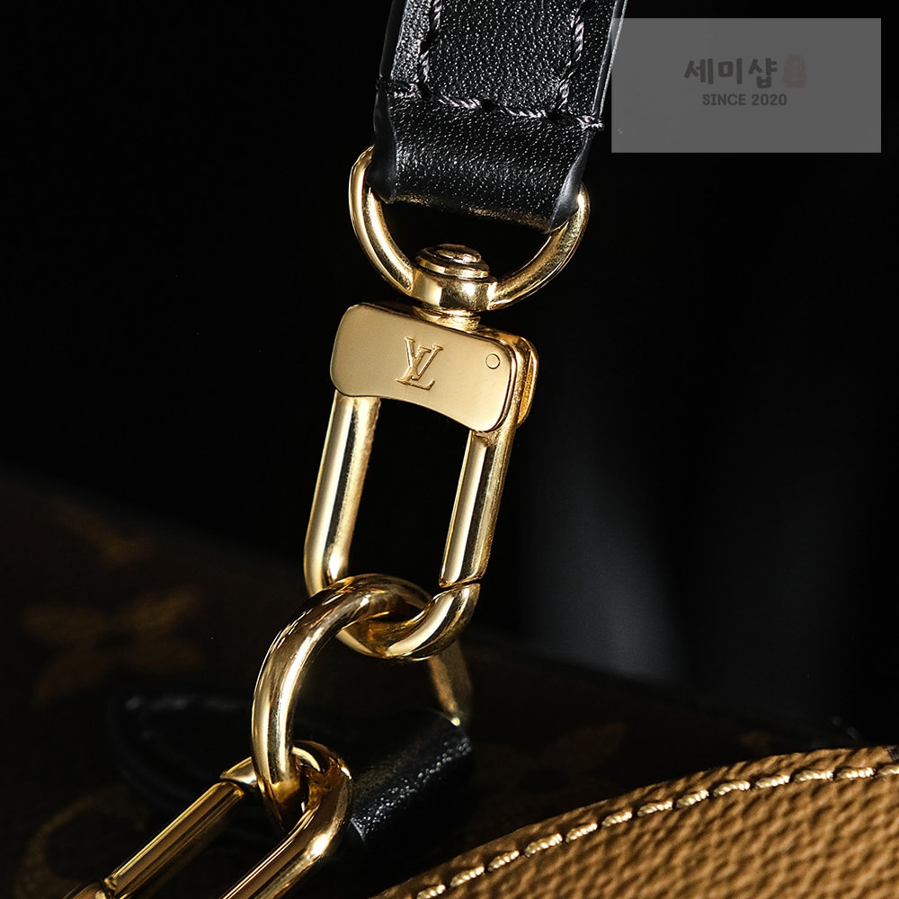 루이비통 루이비통 카메라 박스 모노그램 리버스 Bag 12번 이미지