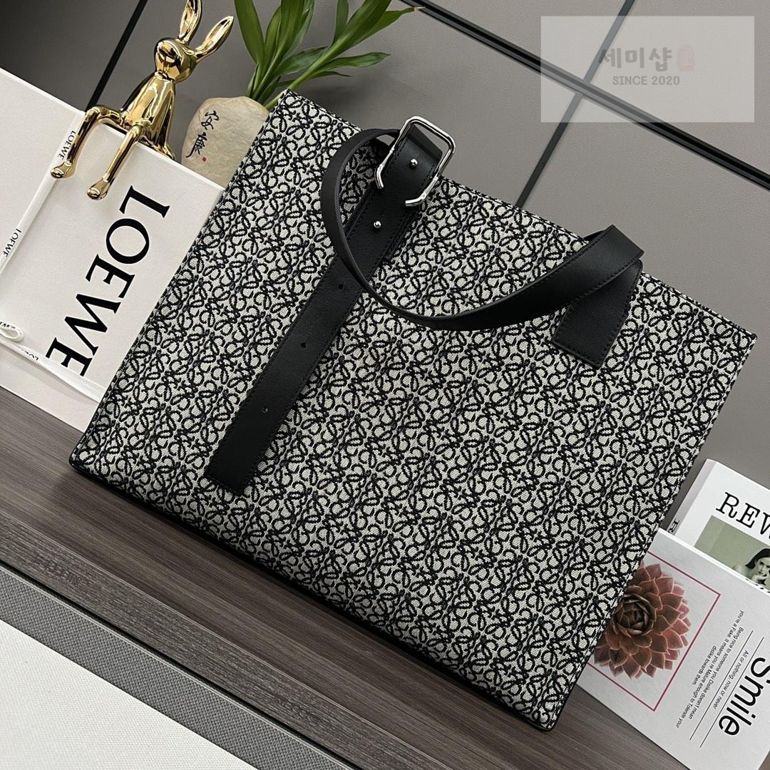 Loewe Loewe Anagram Embellished Cotton Blend Tote Bag 1번 이미지