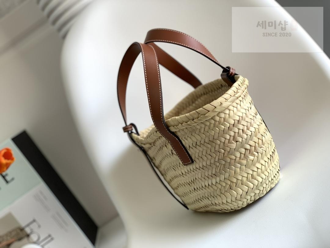 Loewe Loewe Anagram Logo Raffia Basket Bag 8번 이미지