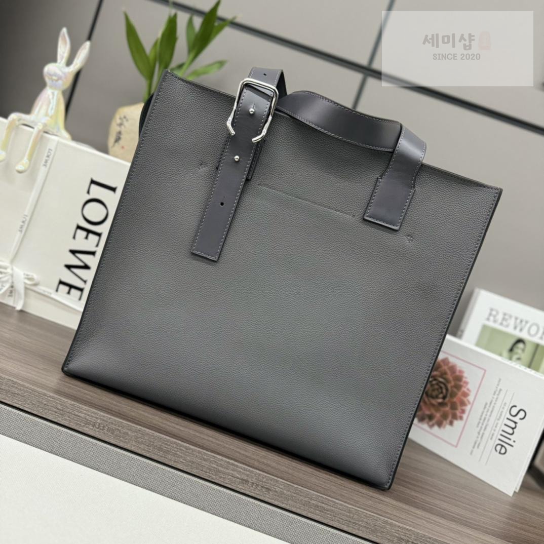 Loewe Loewe Buckle Zip Tote Bag 16번 이미지