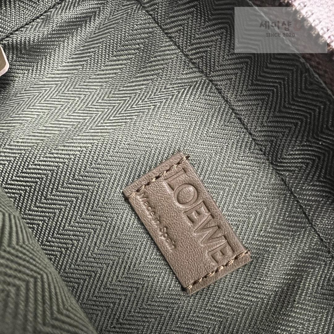 Loewe Loewe Camera Shoulder Bag 6번 이미지