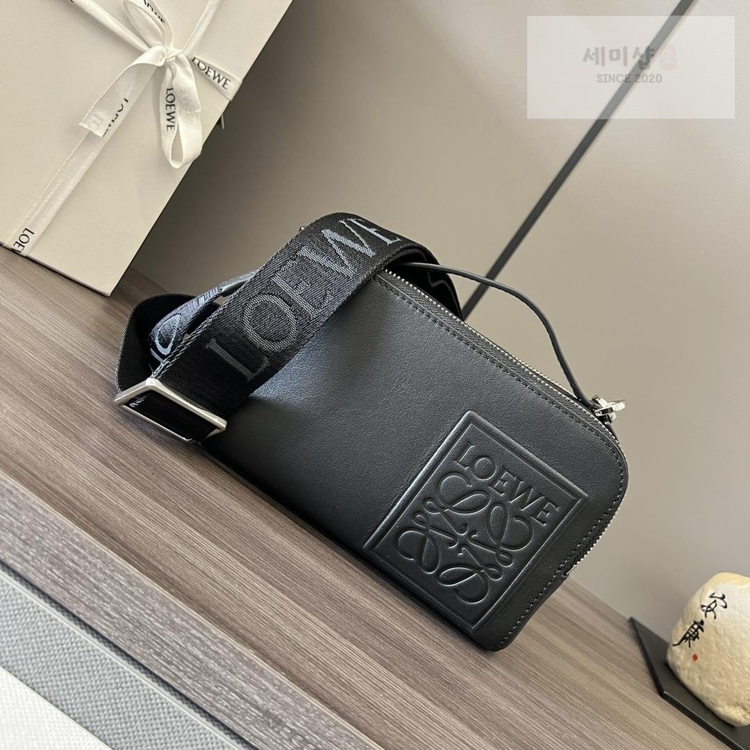 Loewe Loewe Camera Shoulder Bag 7번 이미지