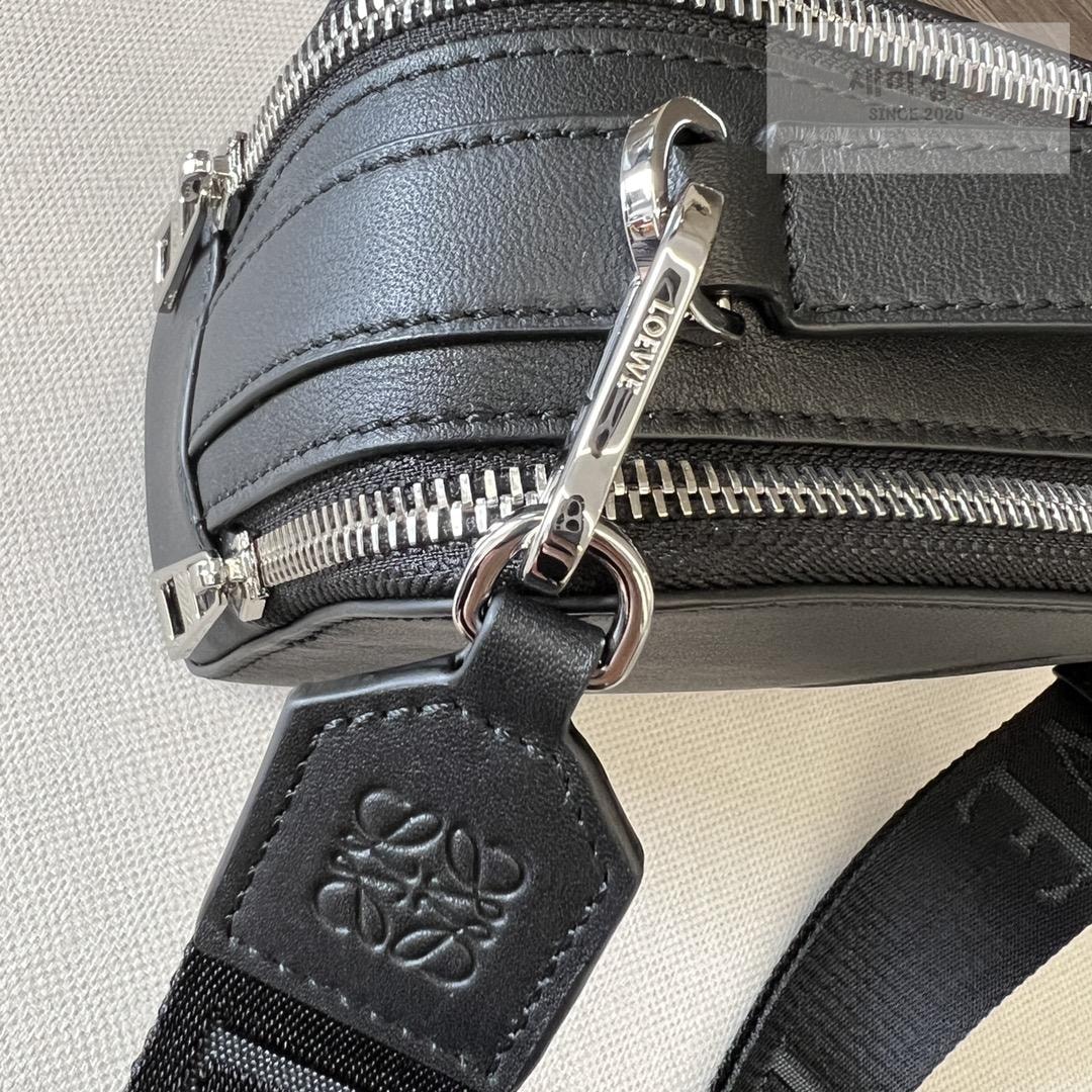 Loewe Loewe Camera Shoulder Bag 10번 이미지
