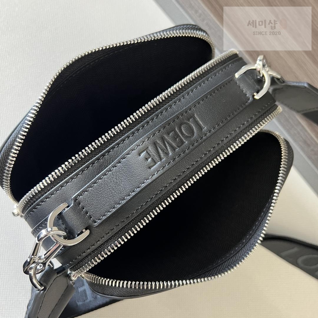 Loewe Loewe Camera Shoulder Bag 24번 이미지
