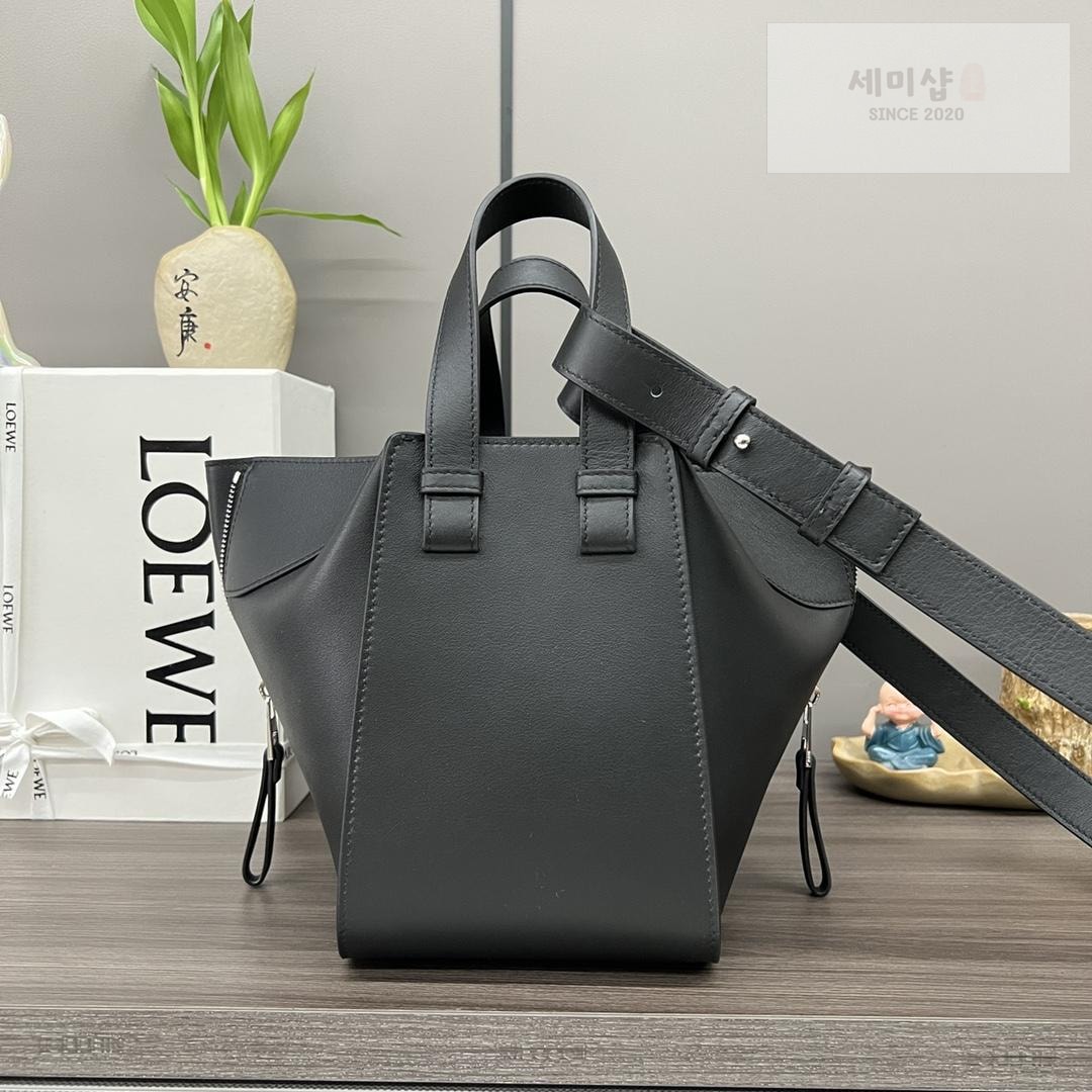 Loewe Loewe Compact Hammock Bag 2번 이미지