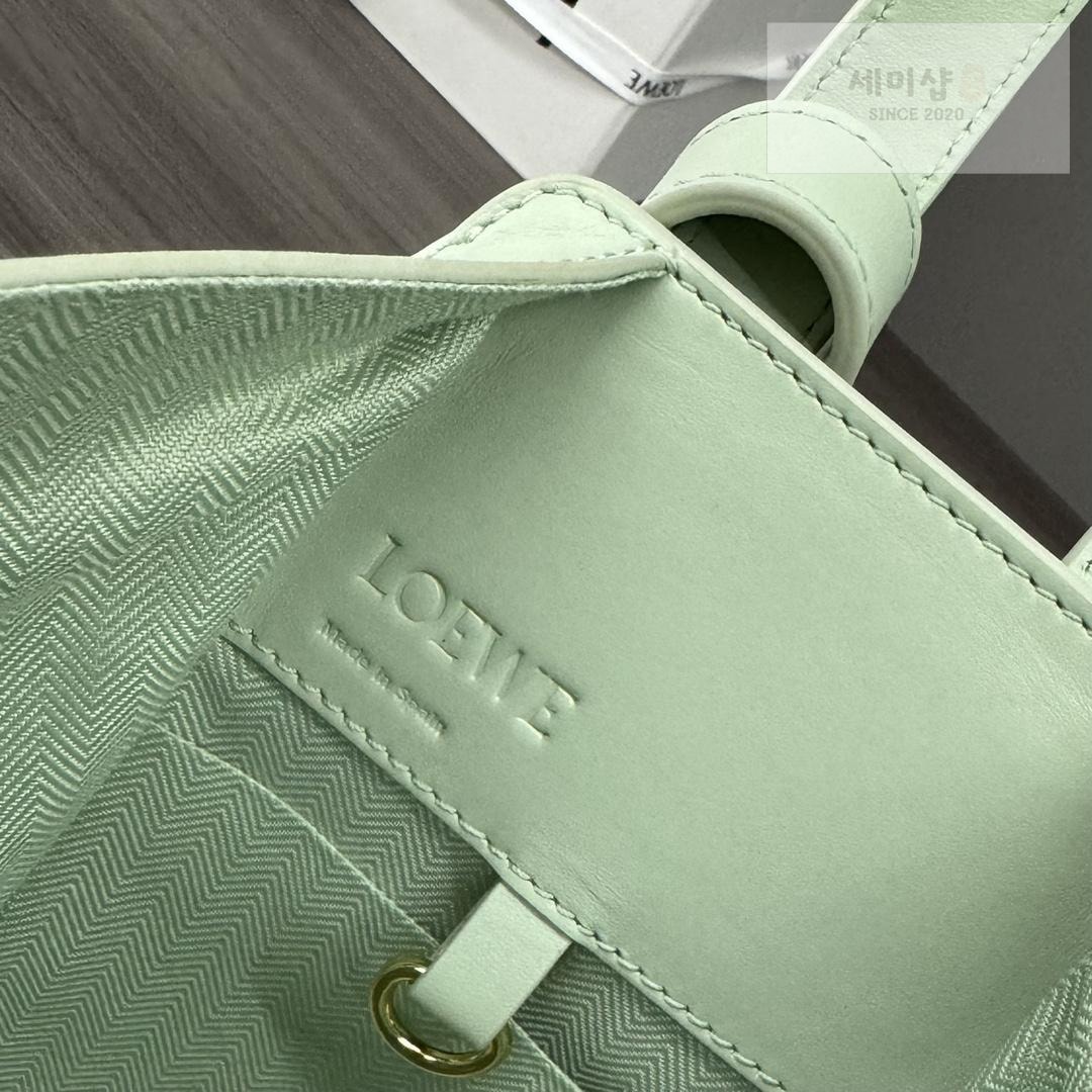 Loewe Loewe Compact Hammock Bag 21번 이미지