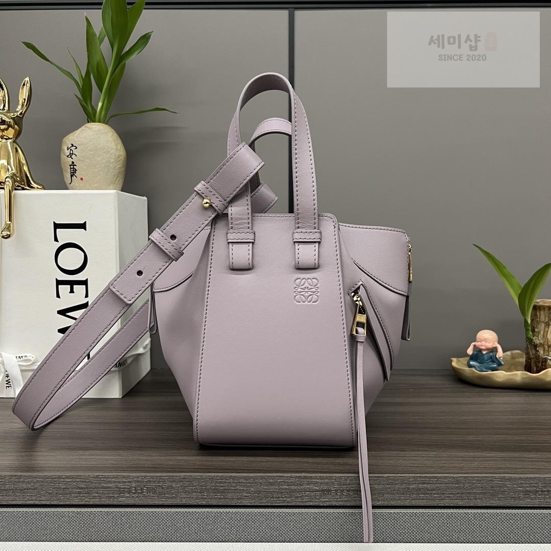 Loewe Loewe Compact Hammock Bag 65번 이미지