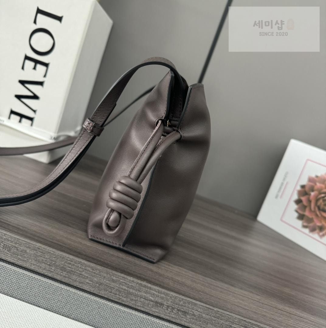 Loewe Loewe Flamenco Clutch Bag 21번 이미지