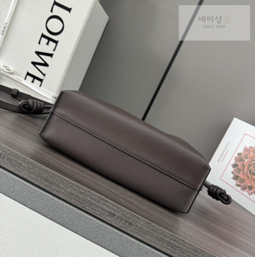Loewe Loewe Flamenco Clutch Bag 22번 이미지