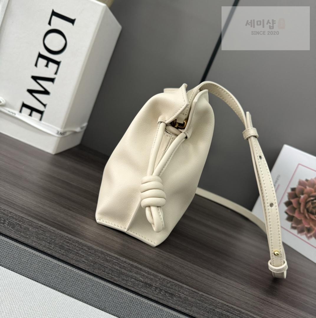 Loewe Loewe Flamenco Clutch Bag 27번 이미지