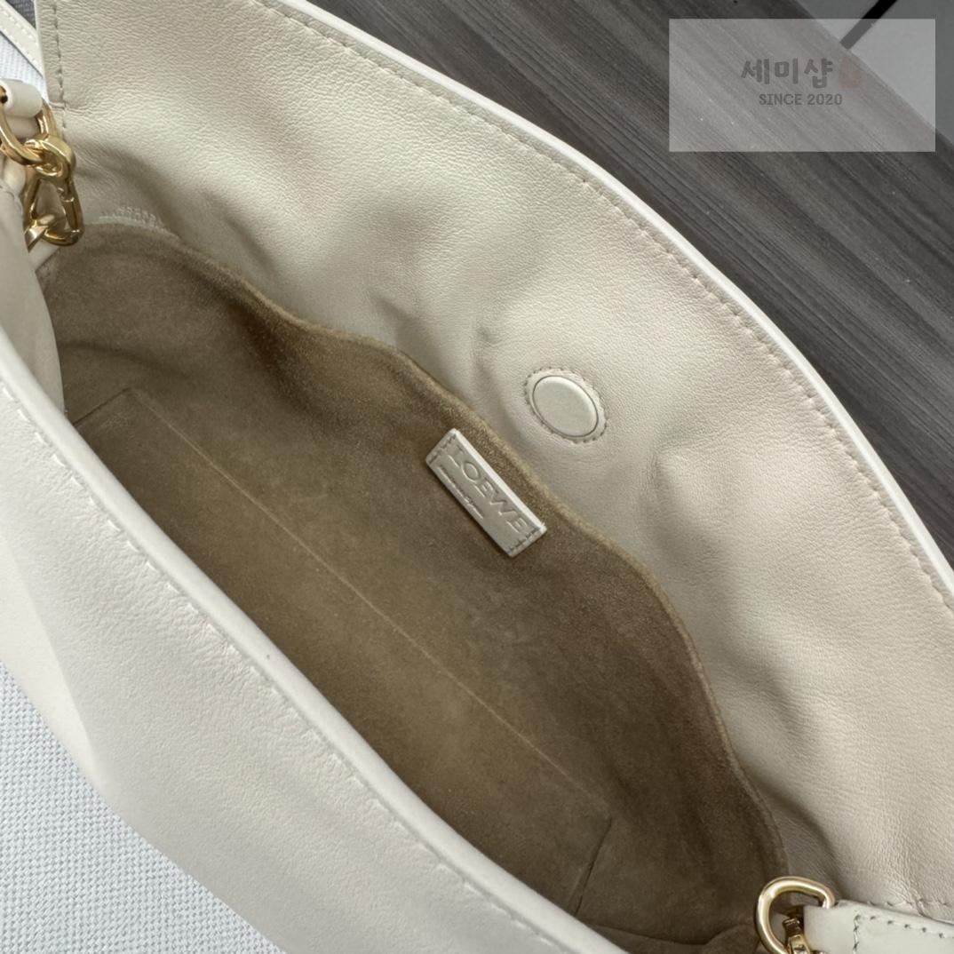 Loewe Loewe Flamenco Clutch Bag 31번 이미지