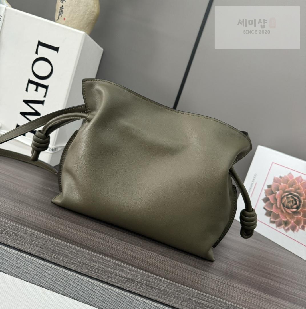 Loewe Loewe Flamenco Clutch Bag 39번 이미지