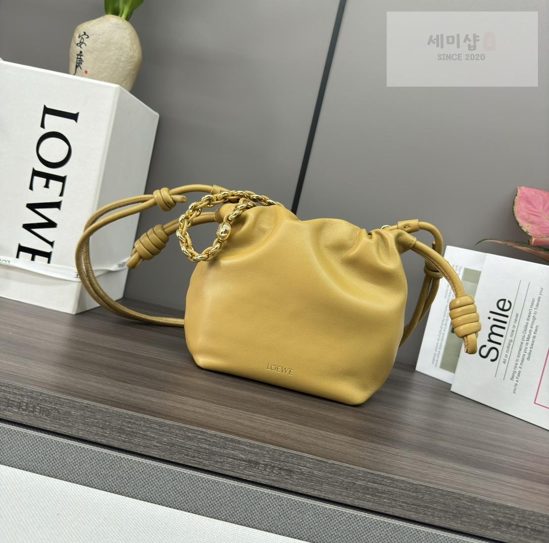 Loewe Loewe Flamenco Purse Bag 22번 이미지