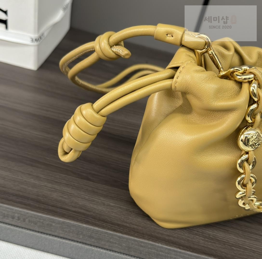 Loewe Loewe Flamenco Purse Bag 30번 이미지