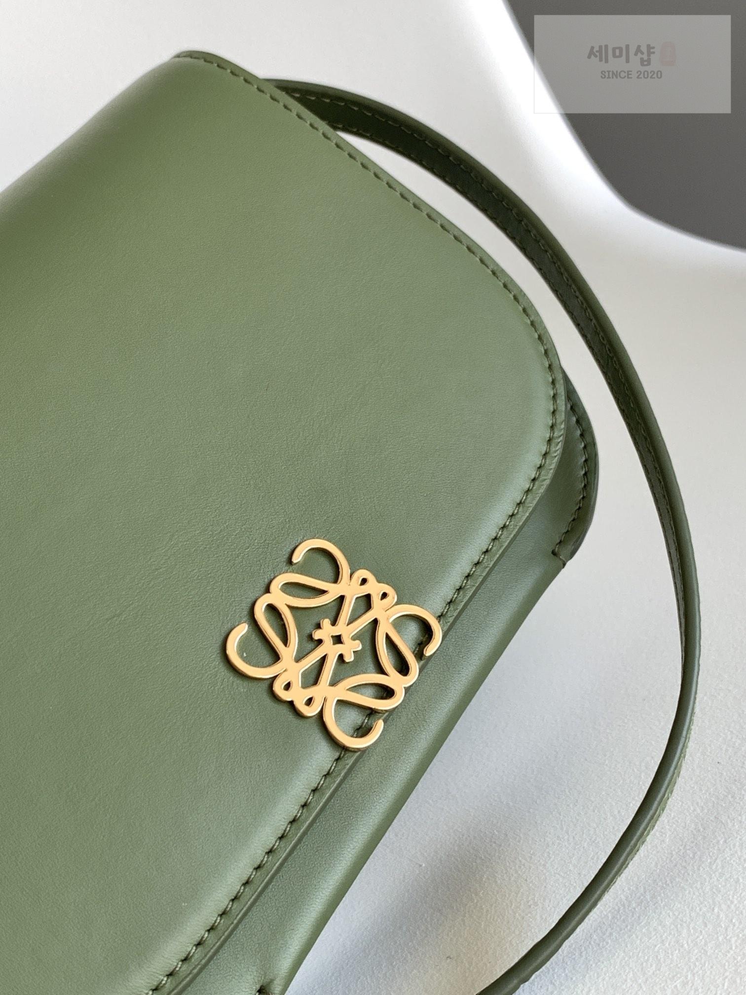 Loewe Loewe Goya Accodion Mini Bag 10번 이미지