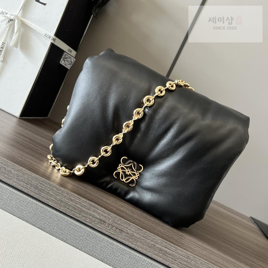 Loewe Loewe Goya Puffer Nappa Bag 44번 이미지