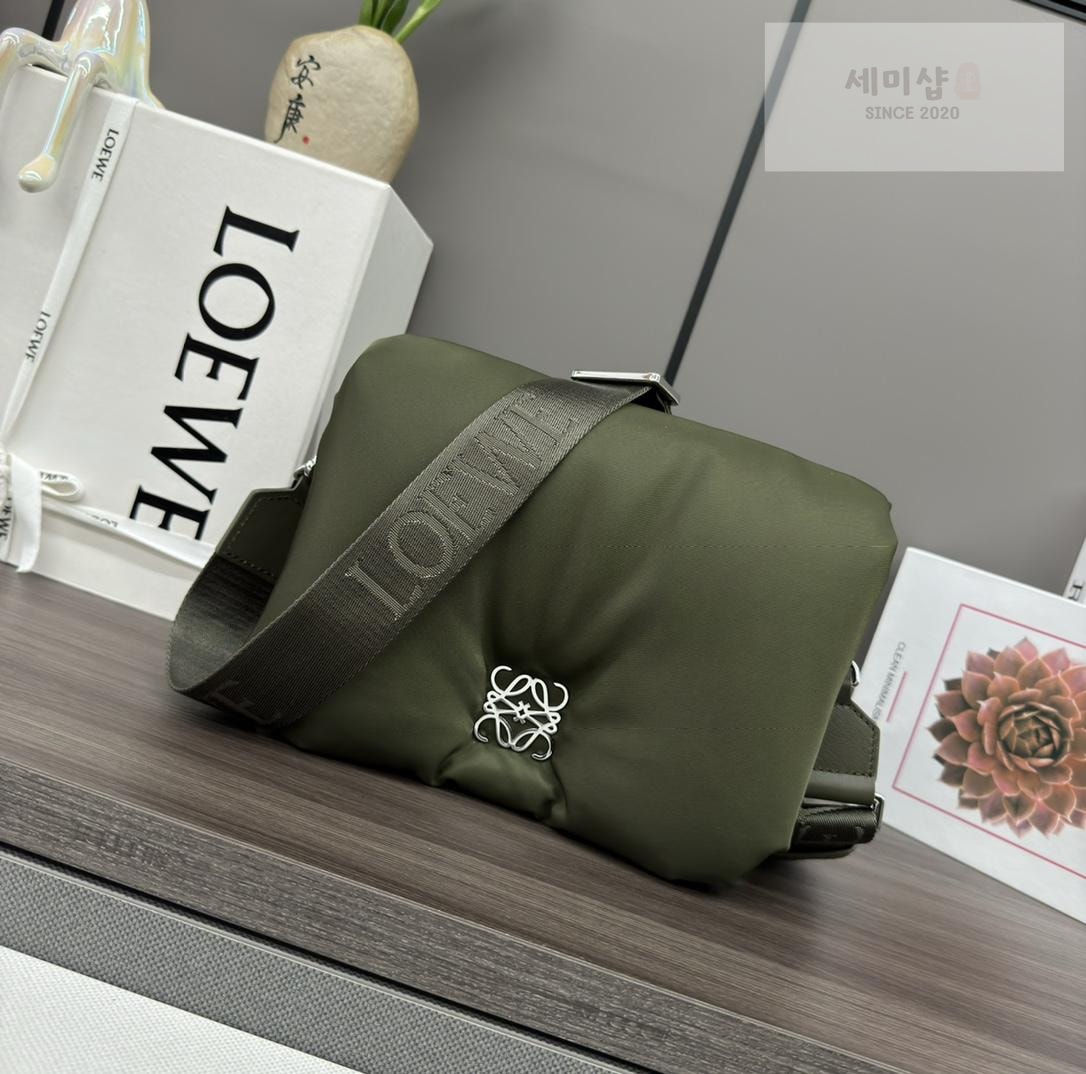 Loewe Loewe Goya Puffer Shoulder Bag 13번 이미지