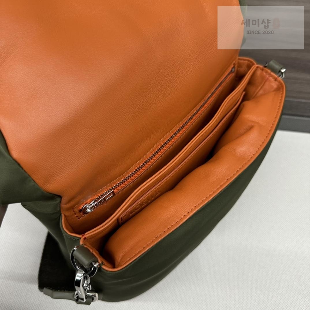 Loewe Loewe Goya Puffer Shoulder Bag 5번 이미지