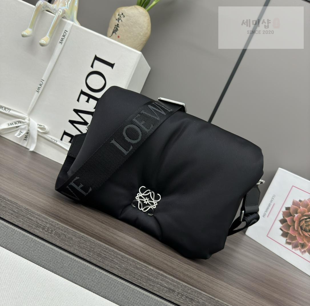 Loewe Loewe Goya Puffer Shoulder Bag 6번 이미지