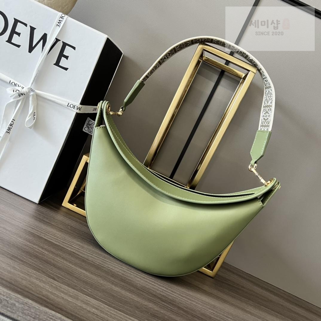 Loewe Loewe Luna Hobo Bag 17번 이미지