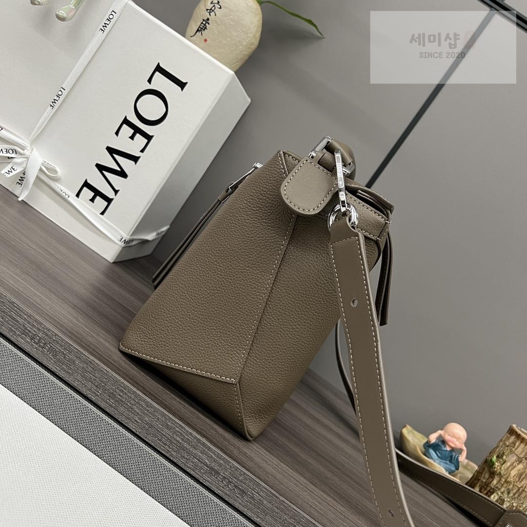 Loewe Loewe Medium Puzzle Bag 52번 이미지