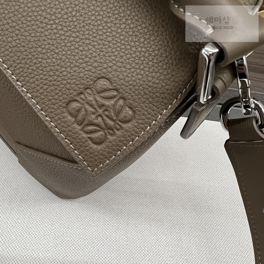 Loewe Loewe Medium Puzzle Bag 53번 이미지