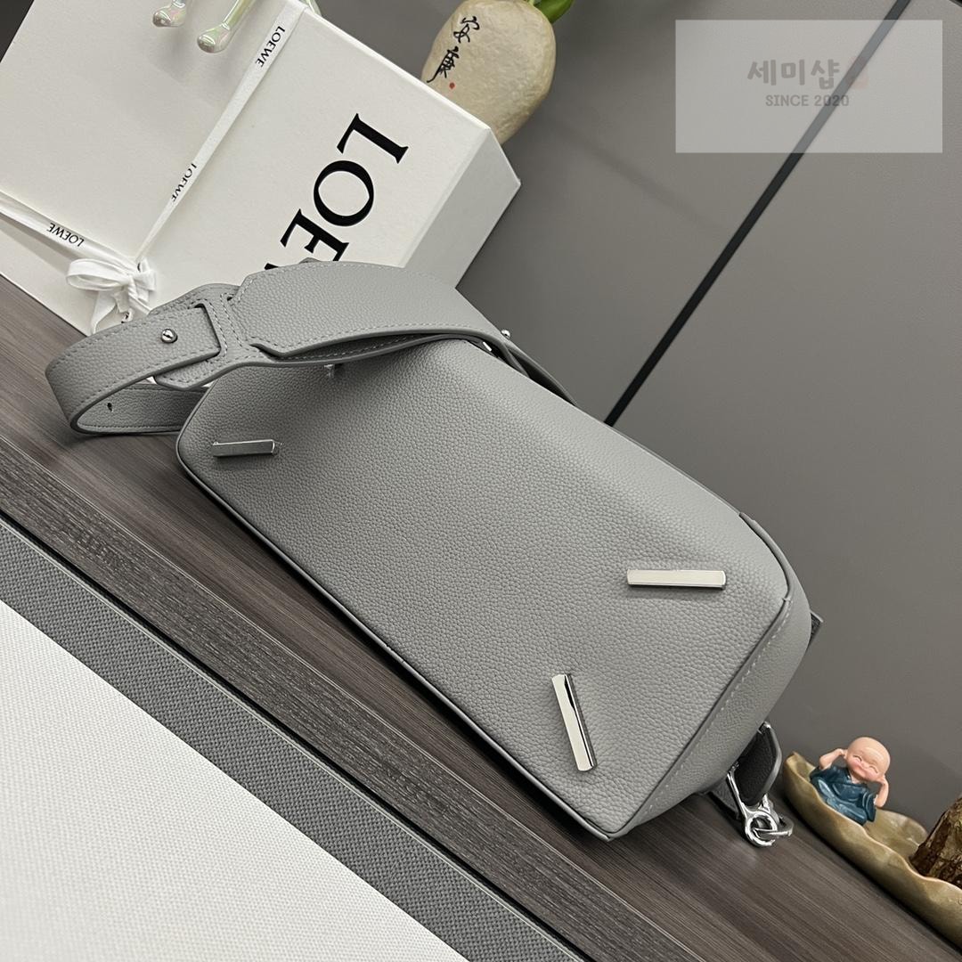 Loewe Loewe Medium Puzzle Bag 60번 이미지