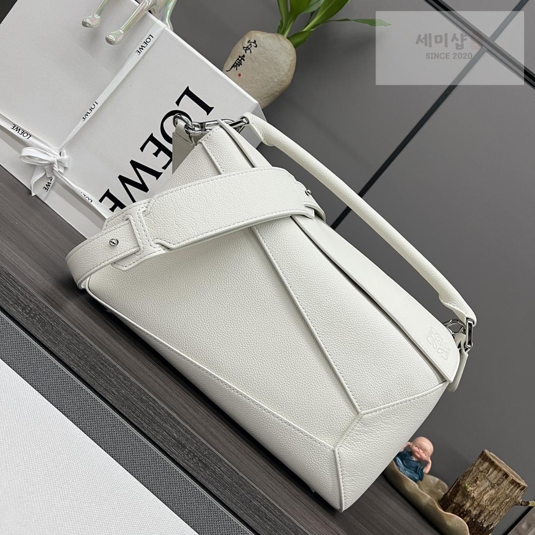 Loewe Loewe Medium Puzzle Bag 64번 이미지