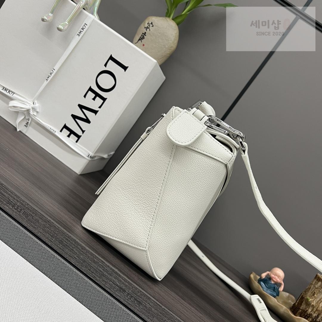 Loewe Loewe Medium Puzzle Bag 65번 이미지