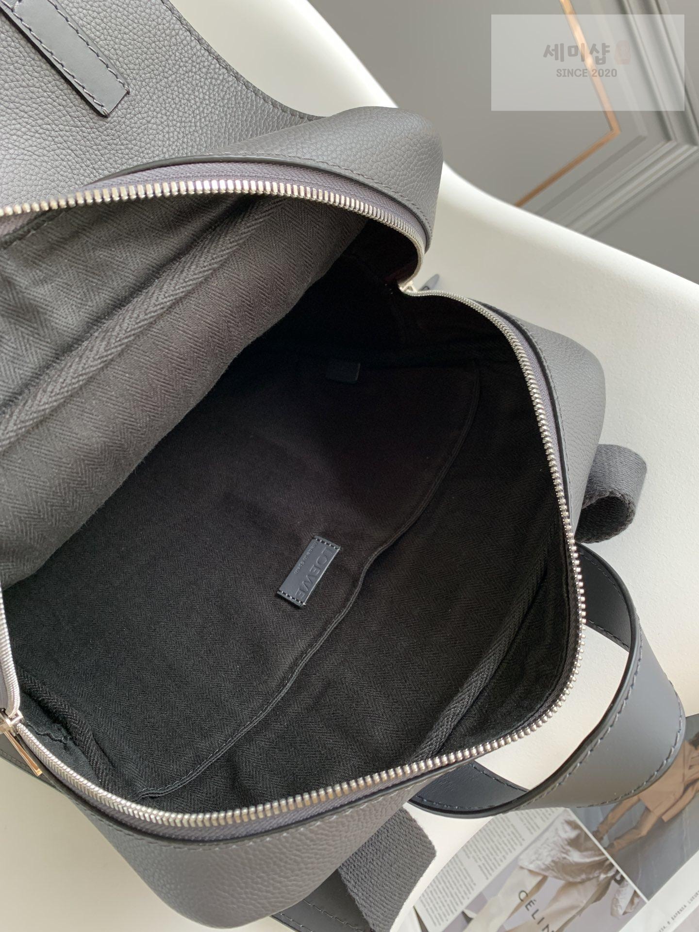 Loewe Loewe Military BackPack Bag 4번 이미지