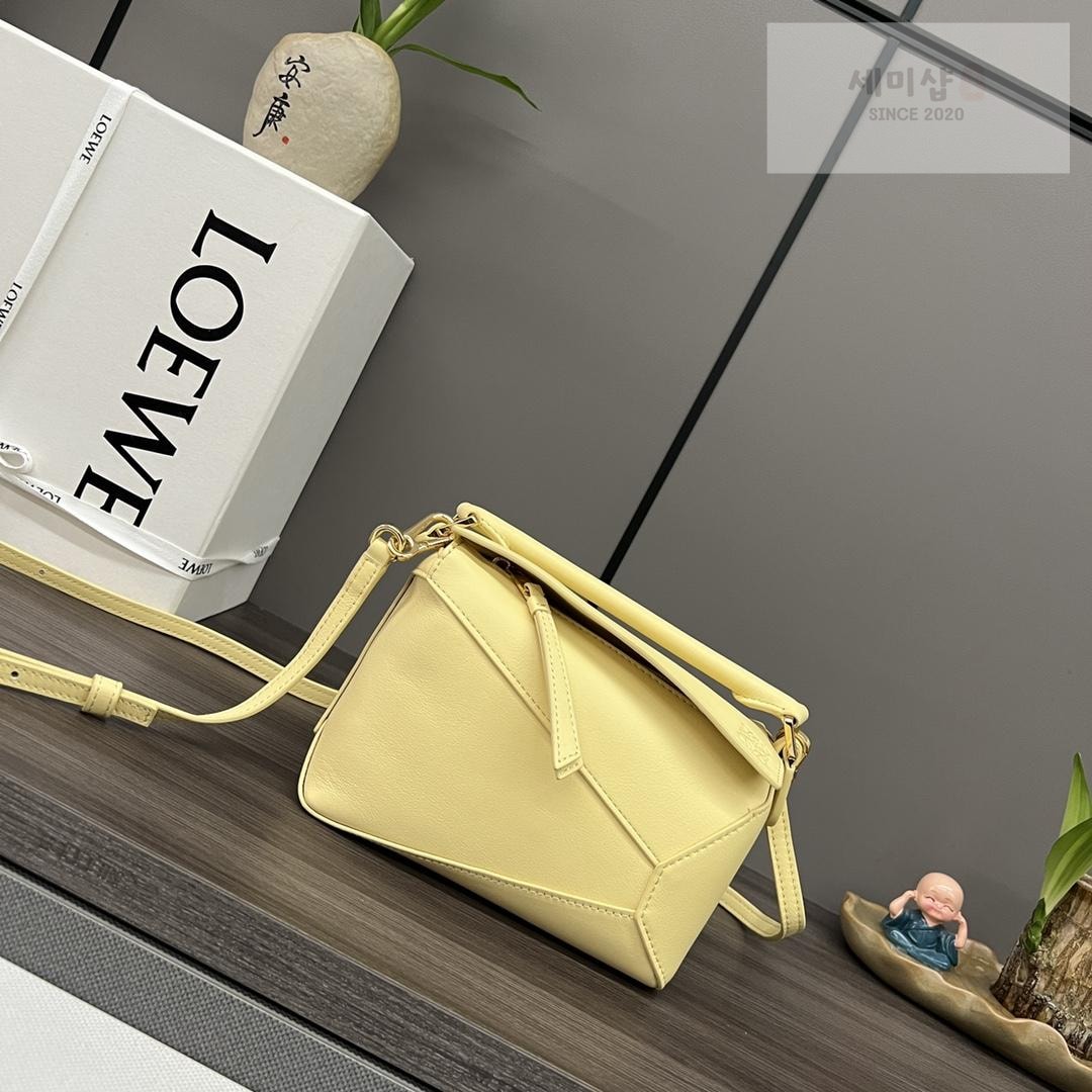 Loewe Loewe Mini Puzzle Bag 67번 이미지