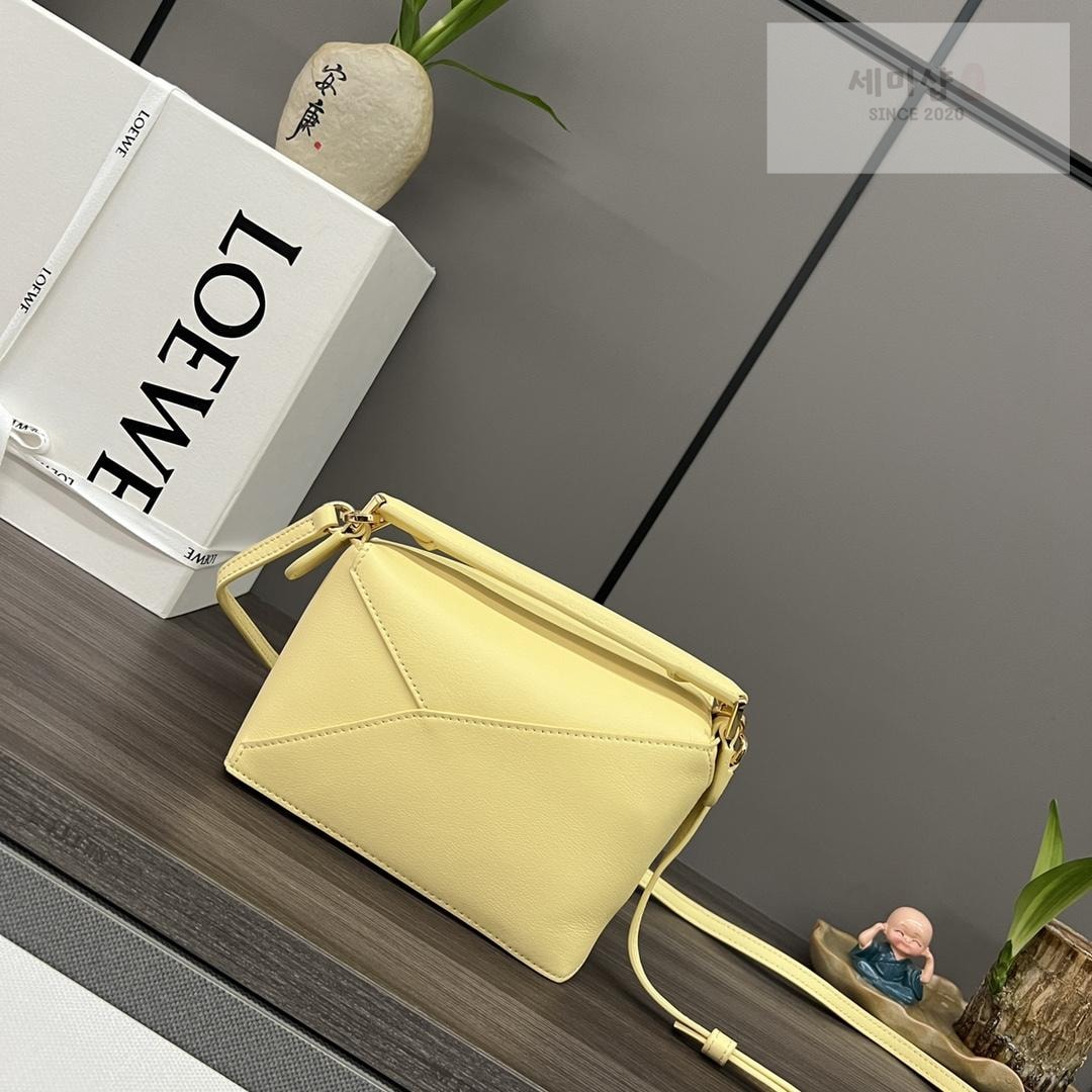 Loewe Loewe Mini Puzzle Bag 68번 이미지