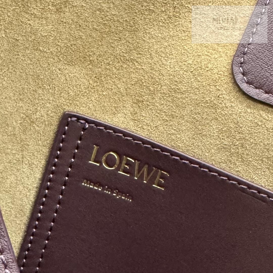Loewe Loewe Pebble Bucket Medium Bag 13번 이미지