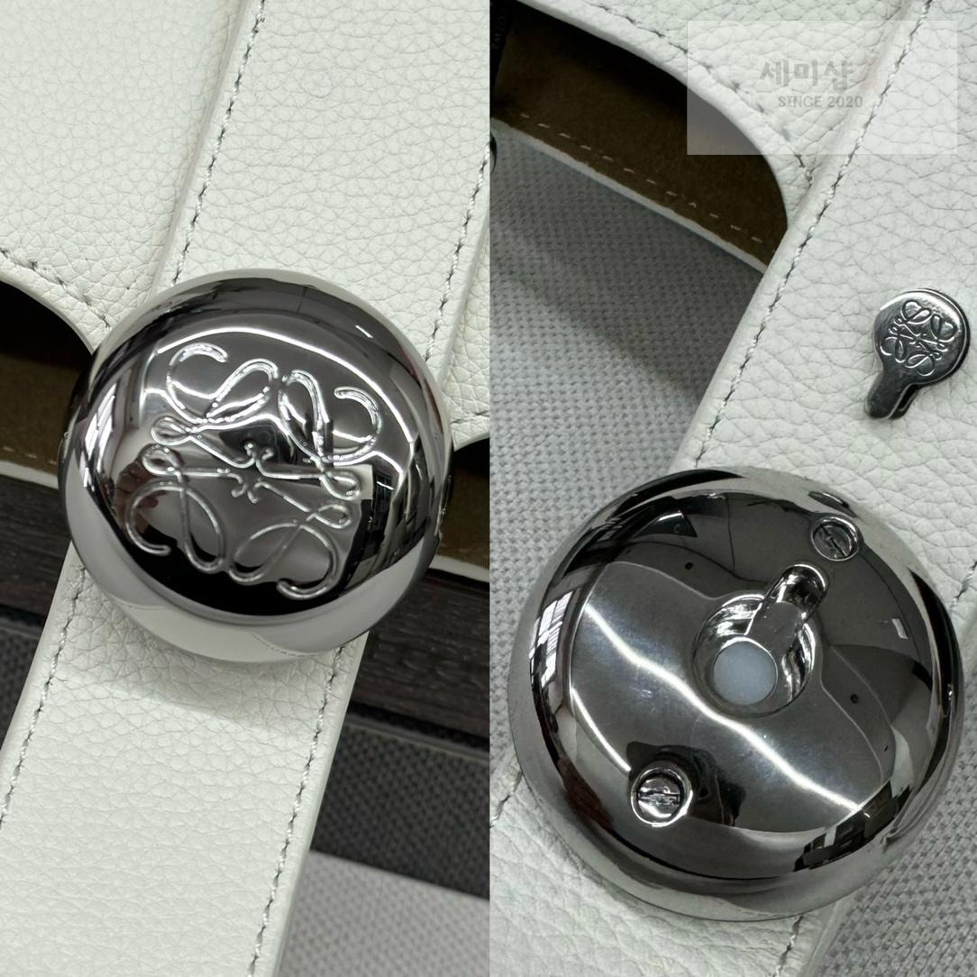 Loewe Loewe Pebble Bucket Mini Bag 51번 이미지