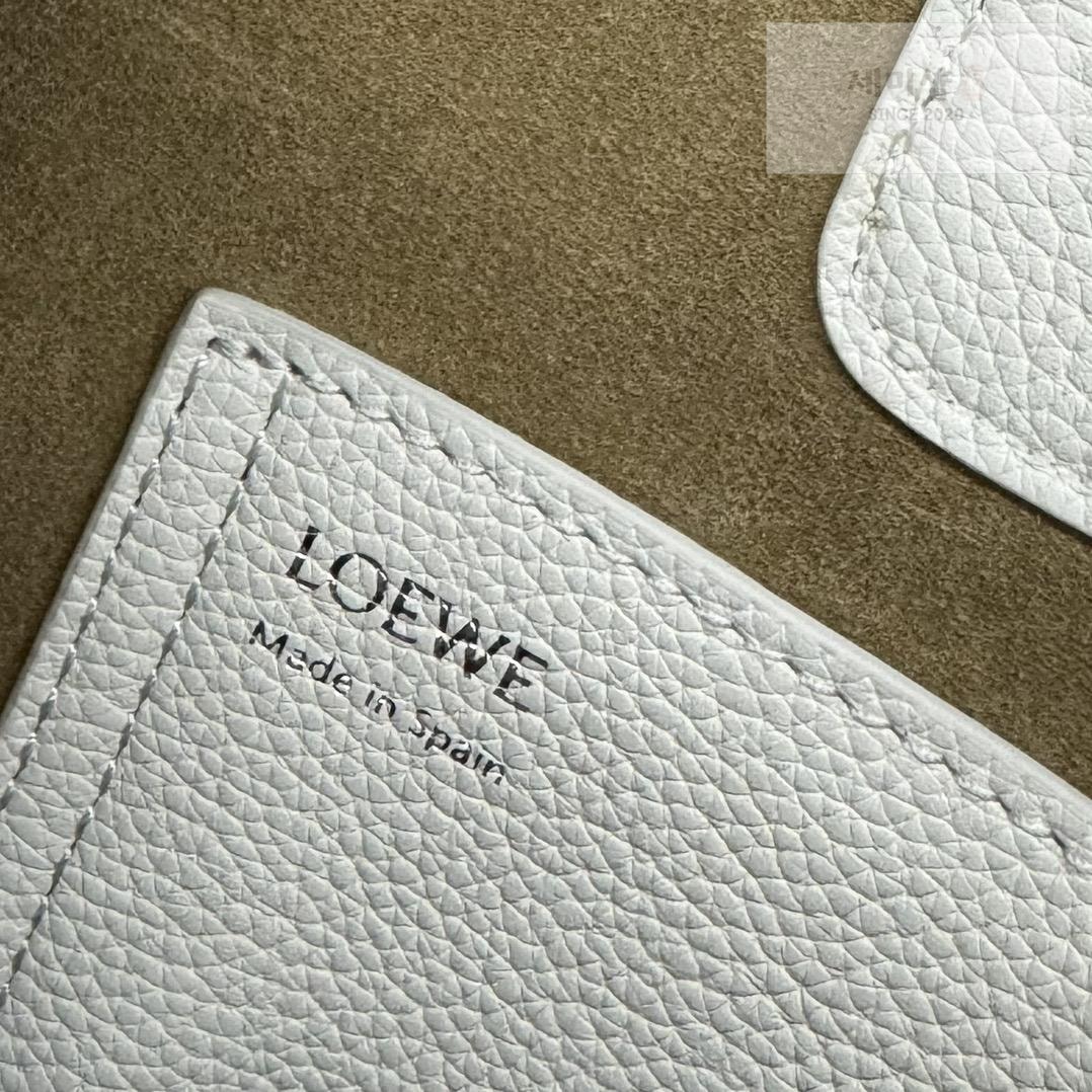 Loewe Loewe Pebble Bucket Mini Bag 4번 이미지