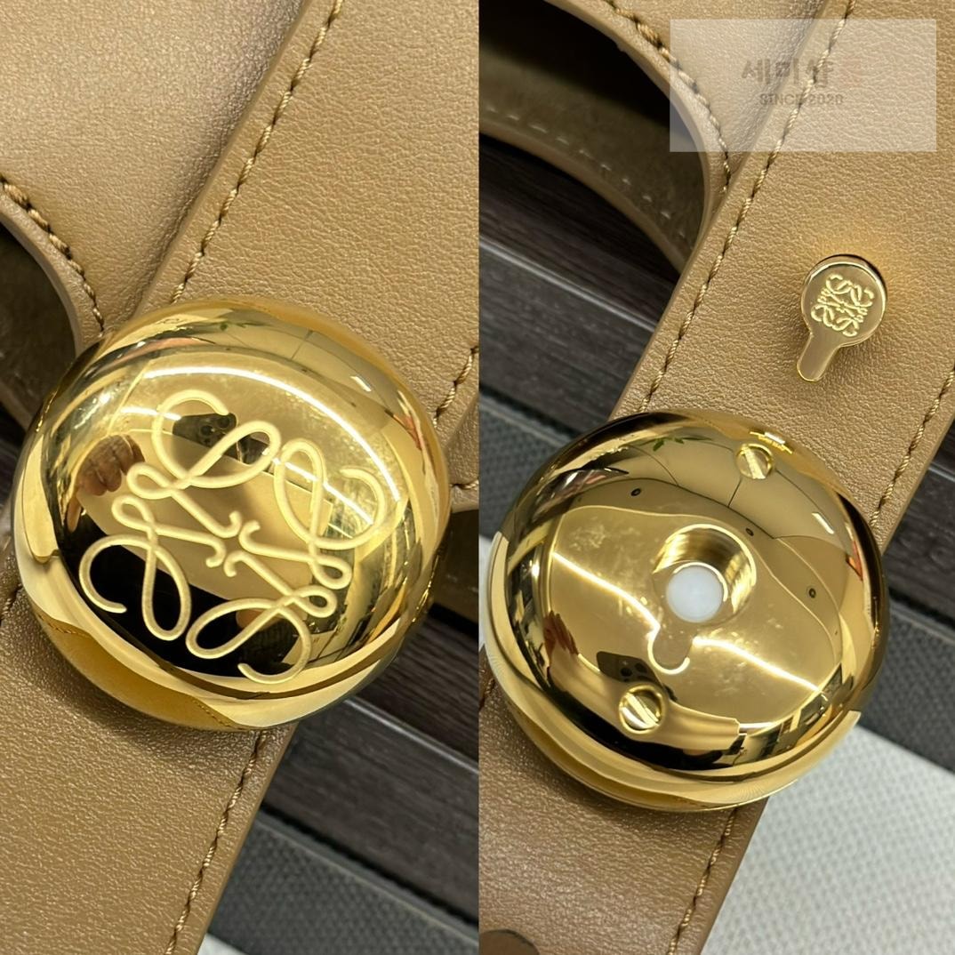 Loewe Loewe Pebble Bucket Mini Bag 30번 이미지